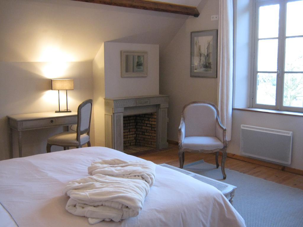 Chambres D'Hotes La Chance Au Roy 이뉴빌 객실 사진