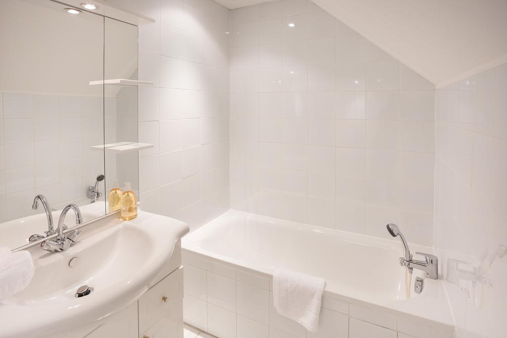 Chambres D'Hotes La Chance Au Roy 이뉴빌 외부 사진