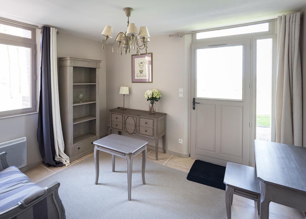 Chambres D'Hotes La Chance Au Roy 이뉴빌 외부 사진