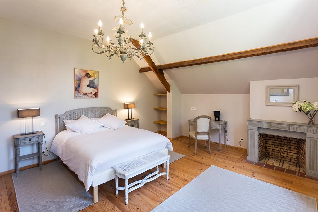 Chambres D'Hotes La Chance Au Roy 이뉴빌 외부 사진